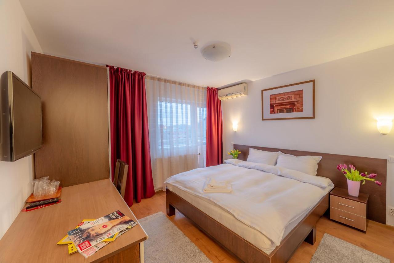 Pension Cluj Bagian luar foto
