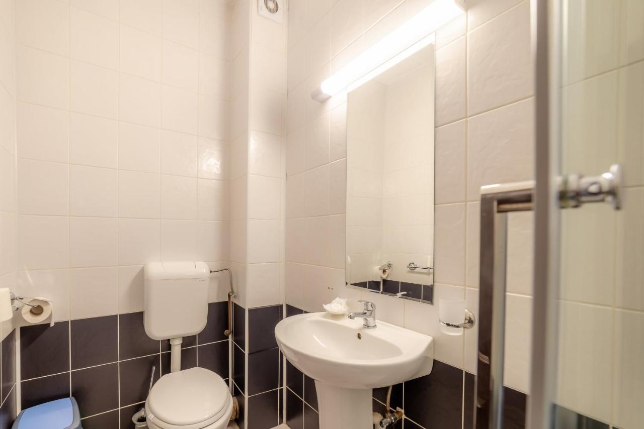 Pension Cluj Bagian luar foto