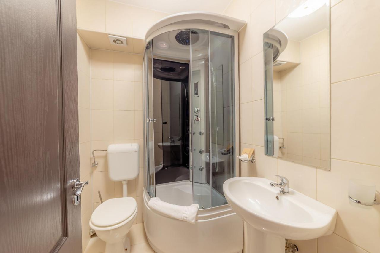 Pension Cluj Bagian luar foto